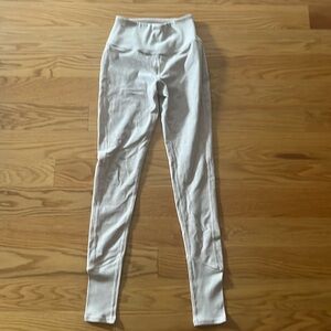 Alo light pink/cream Xs leggings